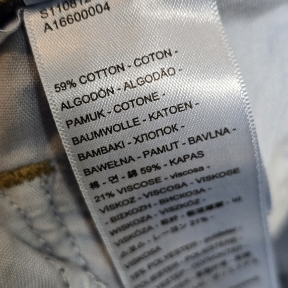 Levis Jeans Womens Size 6 W28 L32 Blue Classic Bootcut Dark Wash Denim MidRise - Picture 5 of 16